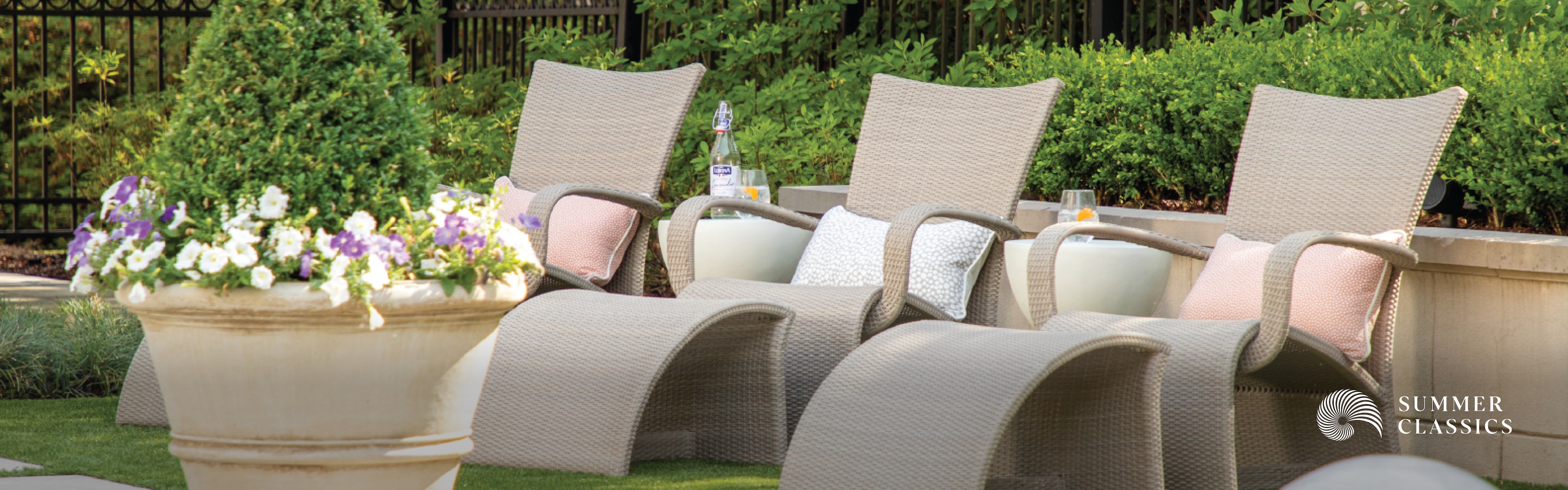 Outdoor Living Event - Hickory Chair Lifestyle Photo